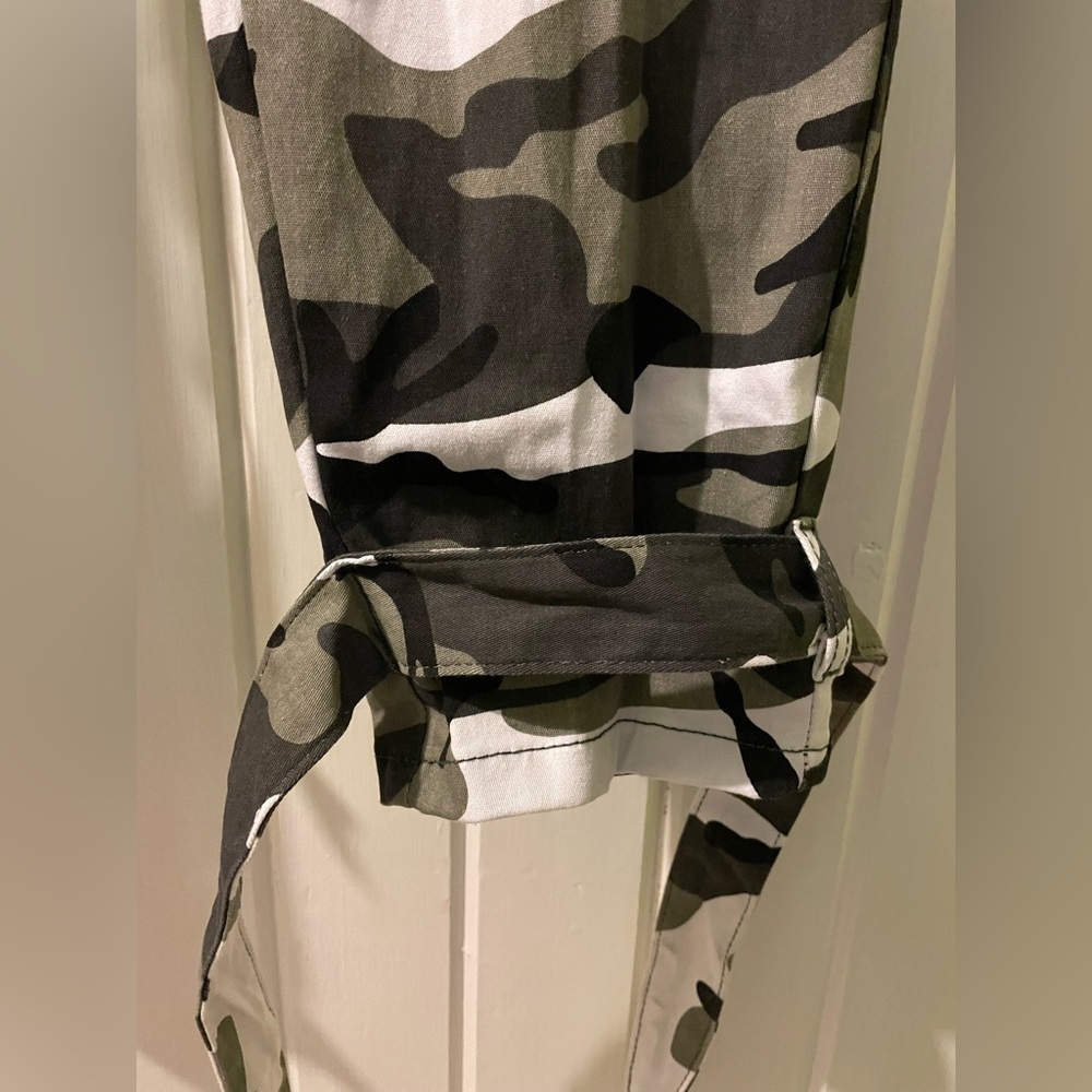 Almost famous camo tie joggers-large NWOT - Picture 2 of 8